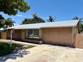 featured image of 2511 Ne Mildred St