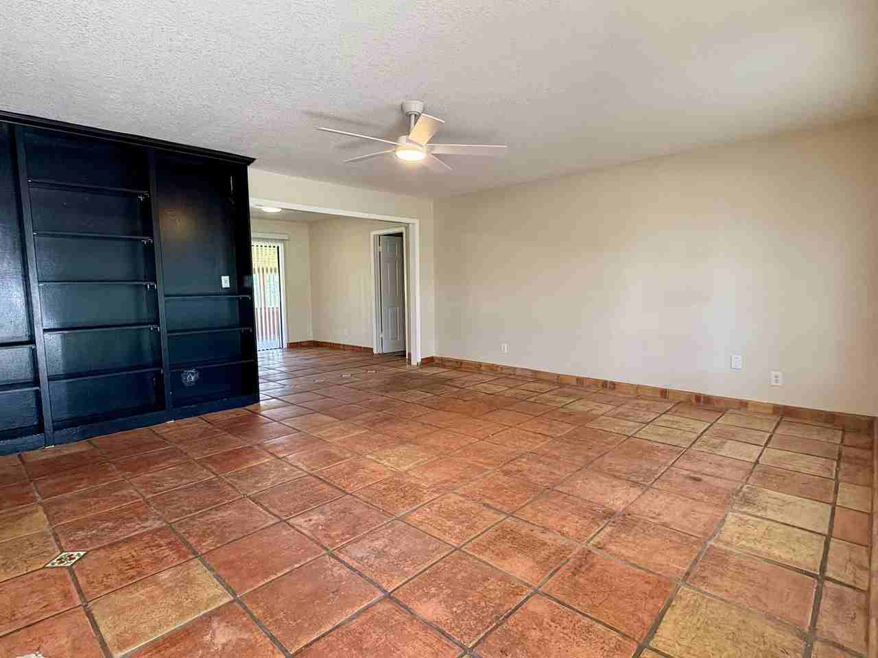 2511 Ne Mildred St - Photo 3 of 15