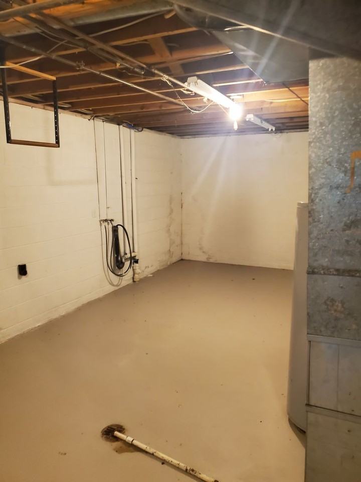 124 Winston Rd - Photo 6 of 8