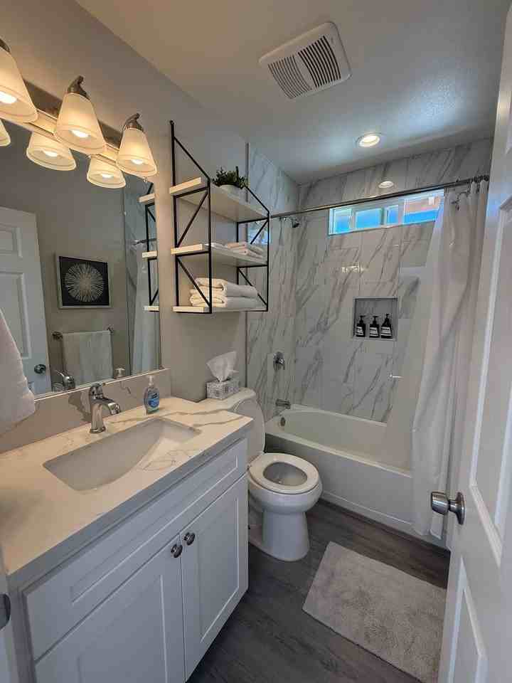 1758 Wallace St - Photo 7 of 8