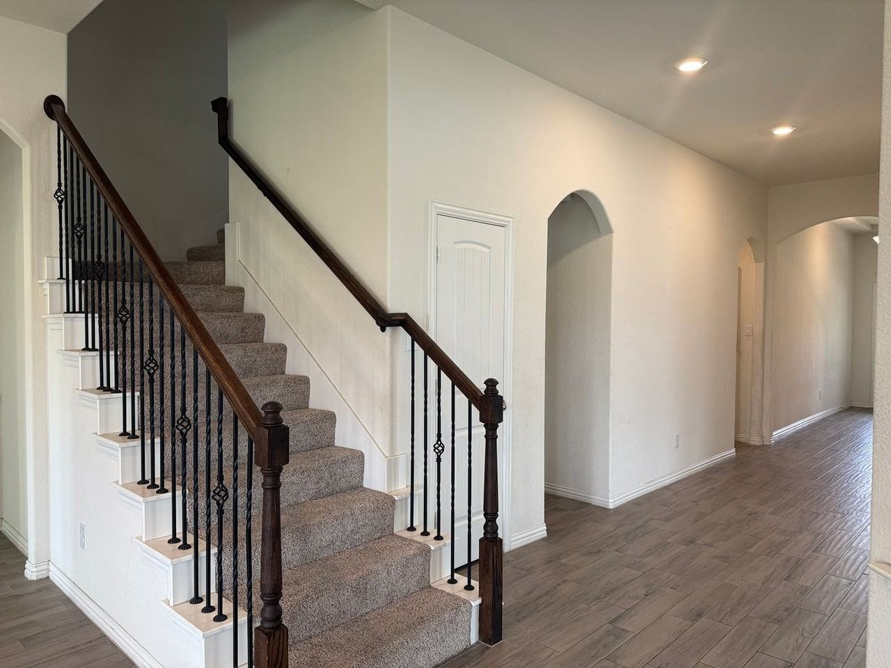 5609 Annie Creek Rd - Photo 4 of 21