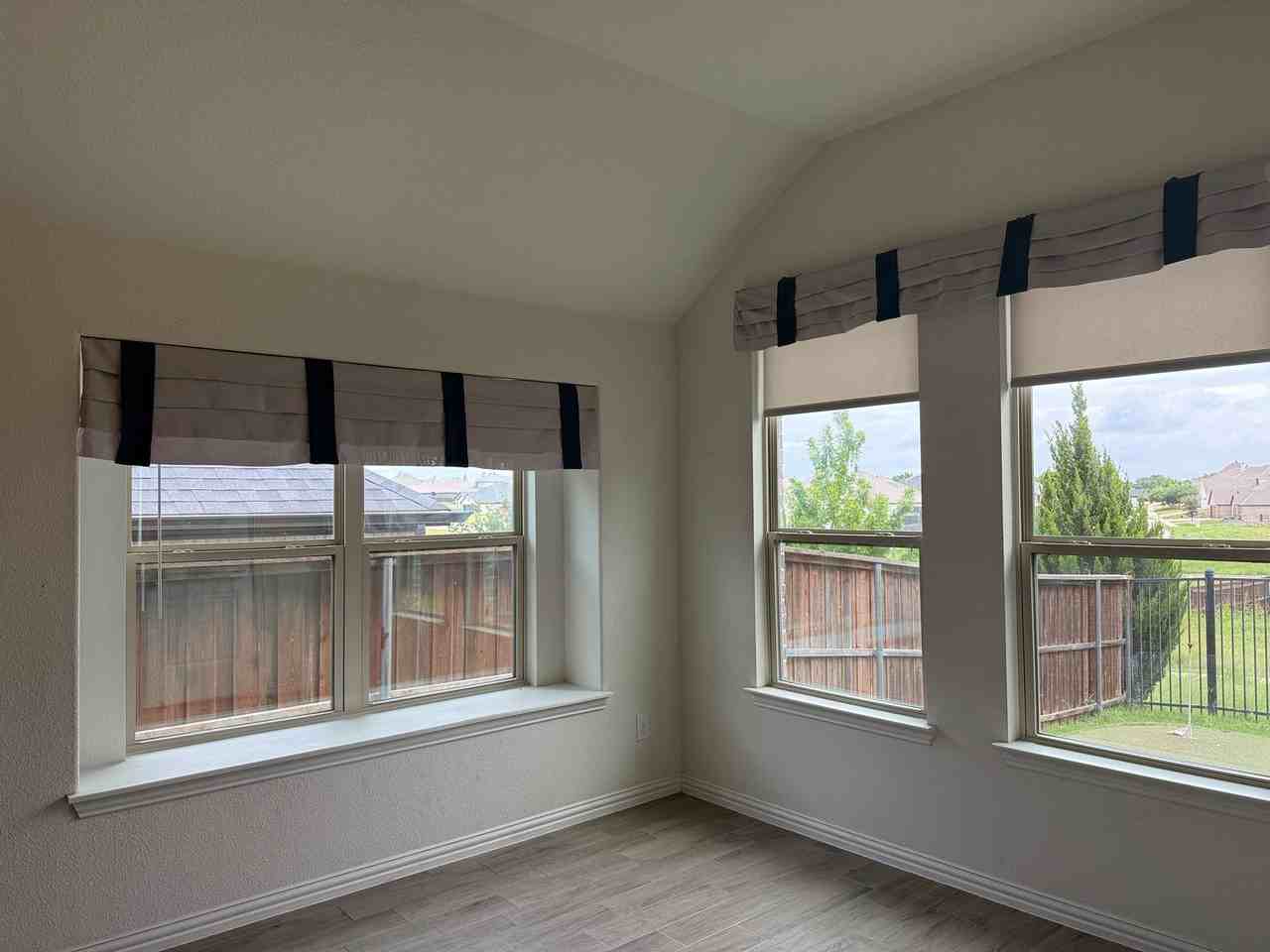 5609 Annie Creek Rd - Photo 7 of 21