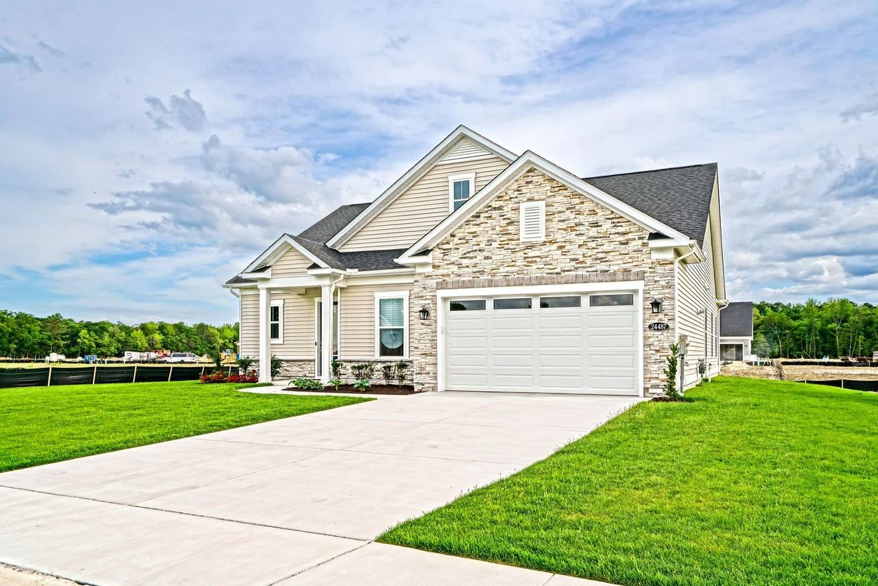 24487 Robert Andrew Dr - Photo 3 of 48