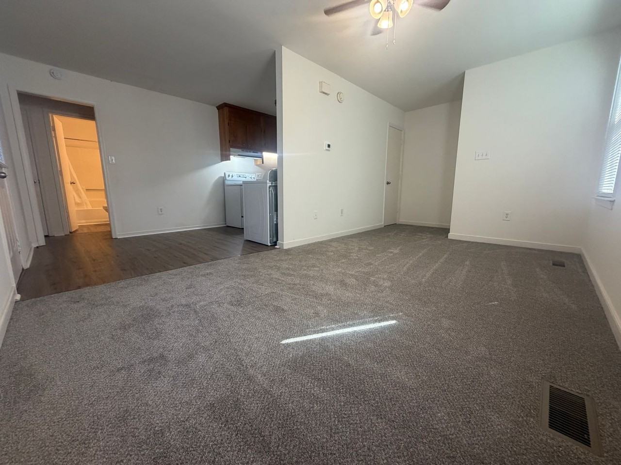 24000 Sequoia Rd - Photo 5 of 15
