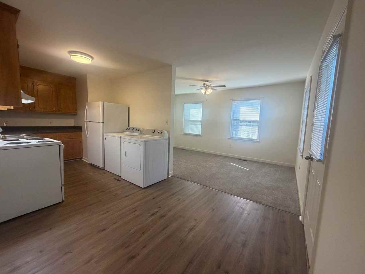 24000 Sequoia Rd - Photo 7 of 15