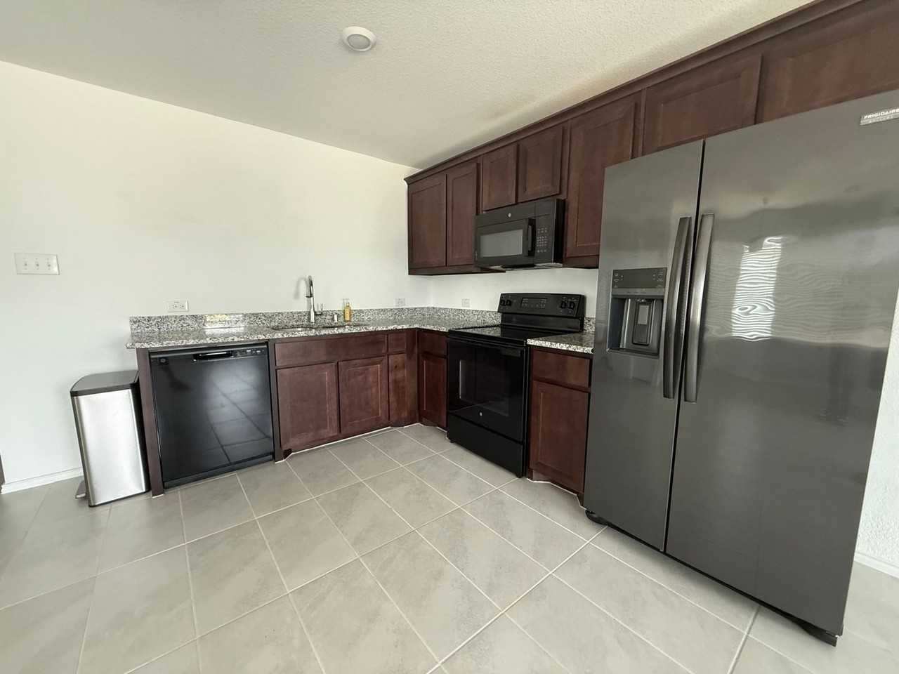 115 Herman Ln - Photo 3 of 15