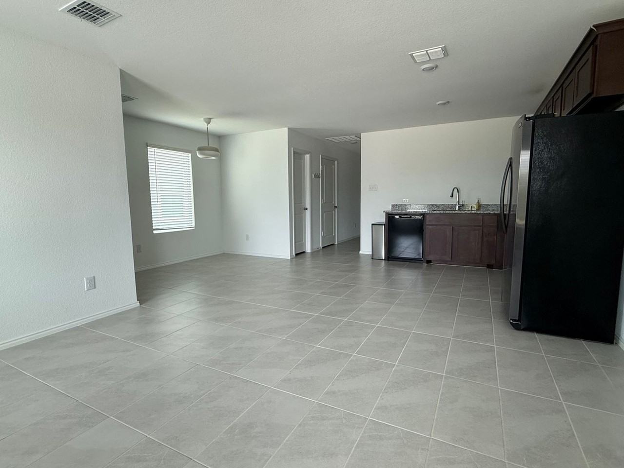 115 Herman Ln - Photo 4 of 15