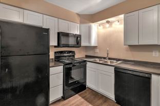 Country Club Park Apartments - Photo 1 of 1