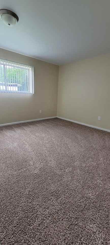 Country Club Park Apartments - Photo 6 of 50