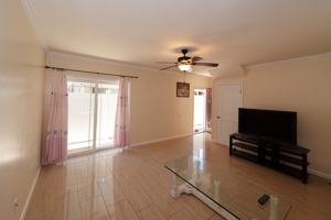 featured image of 1352 8th Ave #1