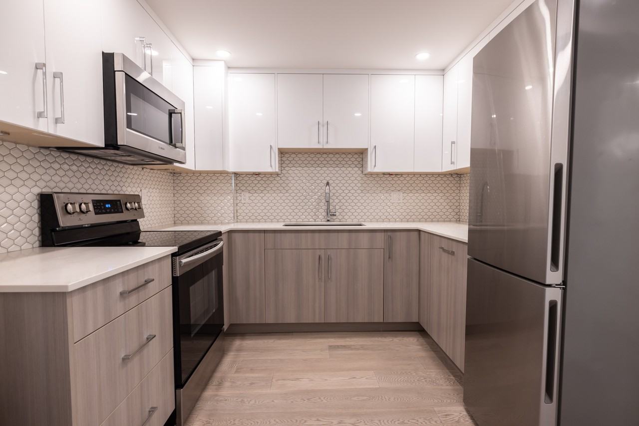 3763 Cadboro Bay Rd #1 - Photo 7 of 15