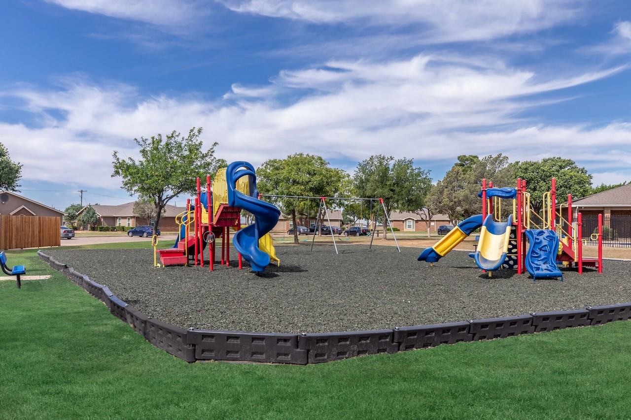 Madison Park - Photo 3 of 29