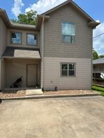 featured image of 210 S Tesch St #1