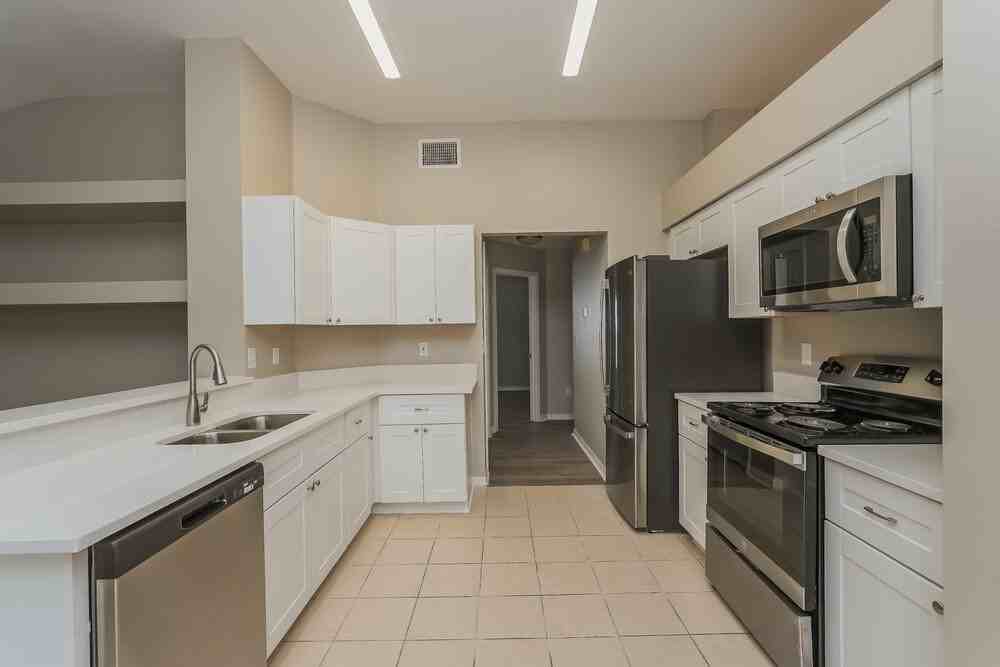 411 Sand Ridge Dr - Photo 6 of 16