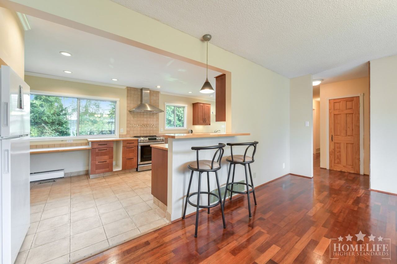 13900 Blackburn Ave - Photo 6 of 24