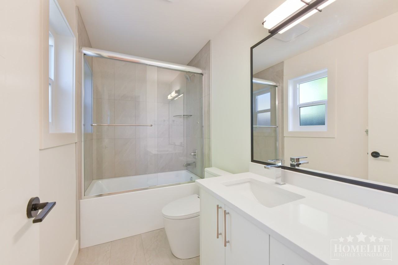 11004 78 Ave - Photo 6 of 9