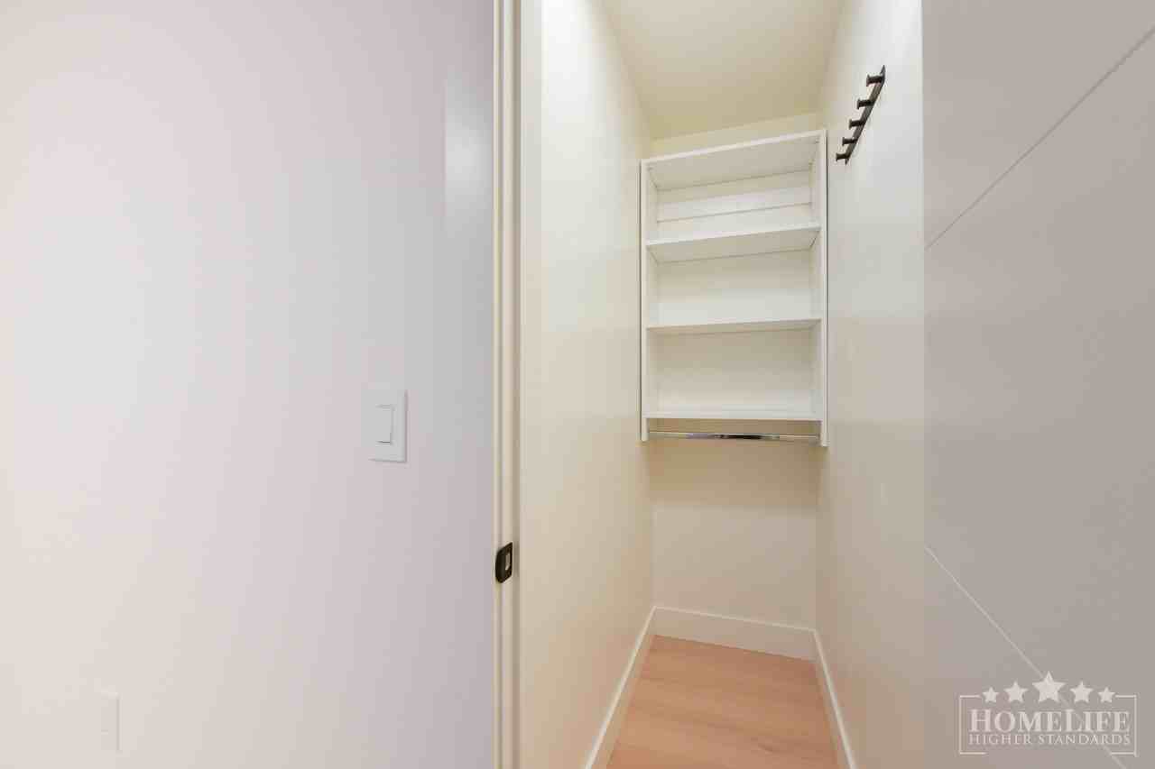 11004 78 Ave - Photo 6 of 15