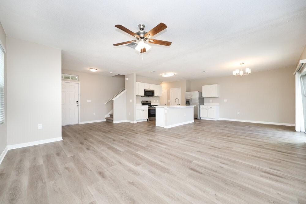 10430 Whispering Hammock Dr - Photo 4 of 17