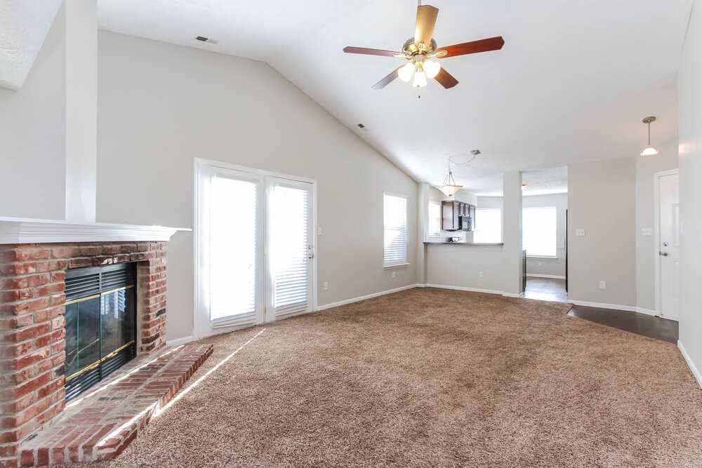 4929 Aspen Crest Ln - Photo 2 of 15