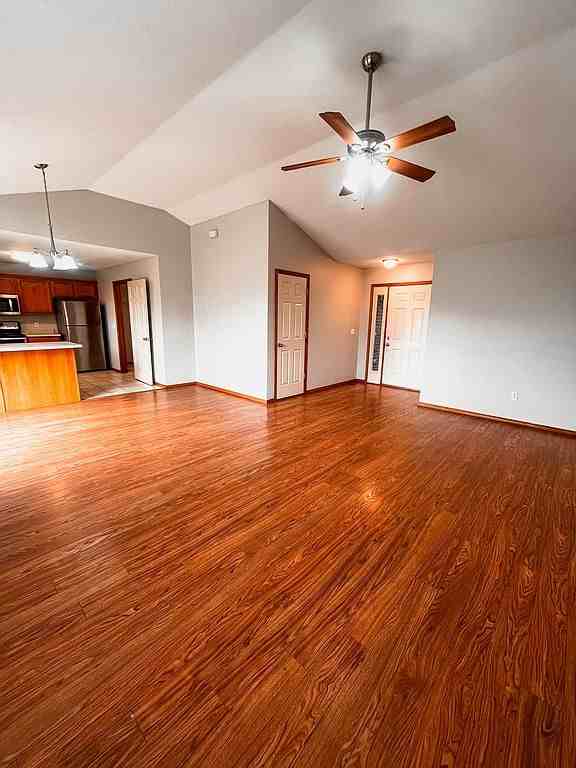 765 Stanford Ct #1 - Photo 4 of 17