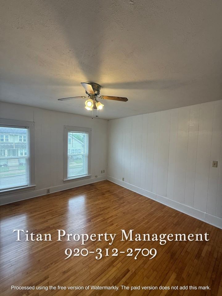 637 Ceape Ave #A - Photo 6 of 10
