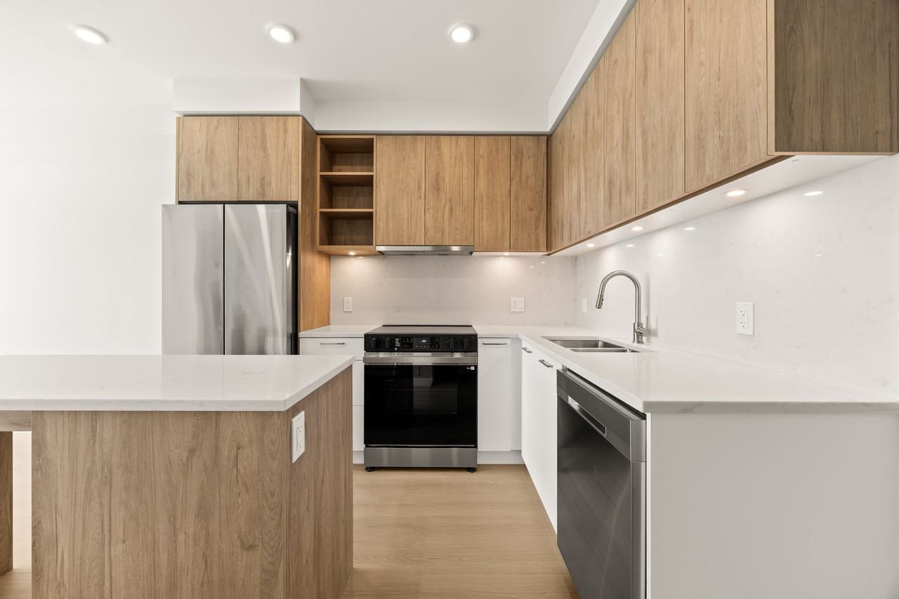 82 1st Street - Photo 3