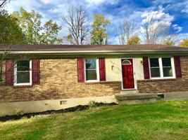 featured image of 220 Highwood Dr #1