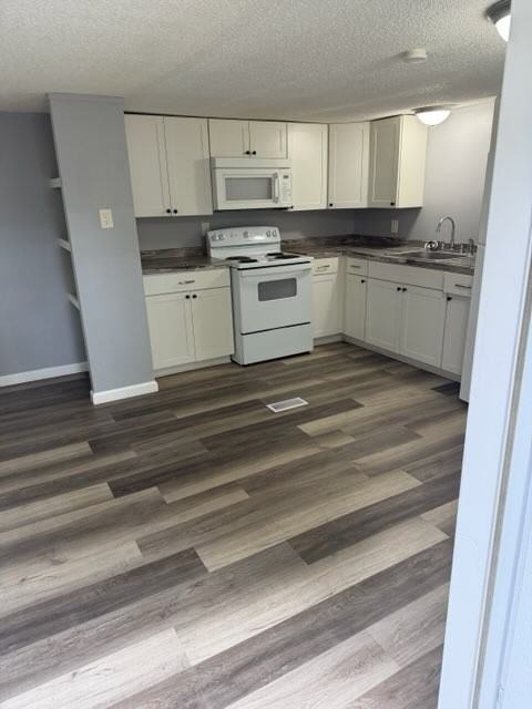 184 Dixon Rd #1 - Photo 3 of 11
