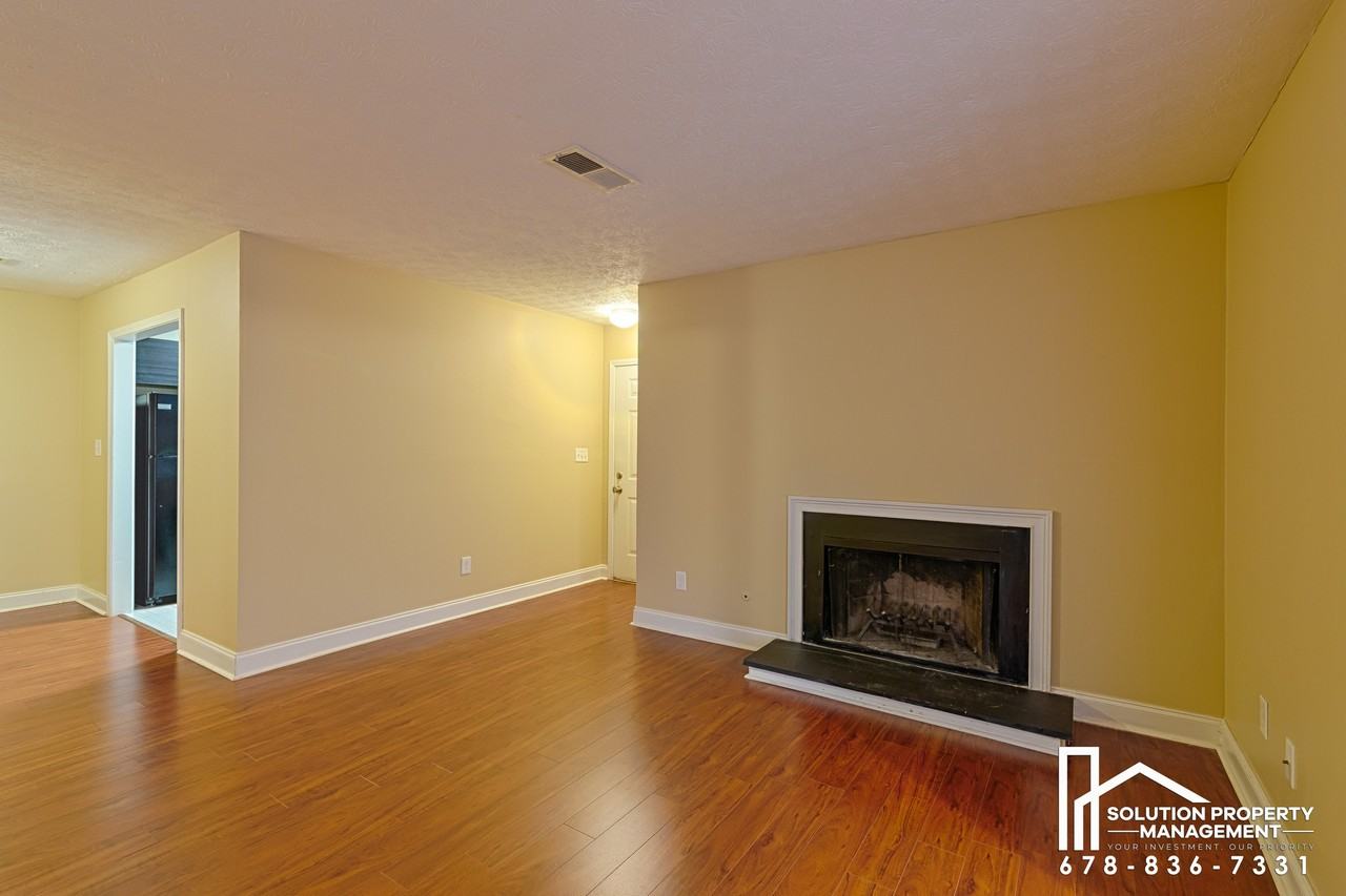 1808 Augusta Dr #1808 - Photo 3 of 19