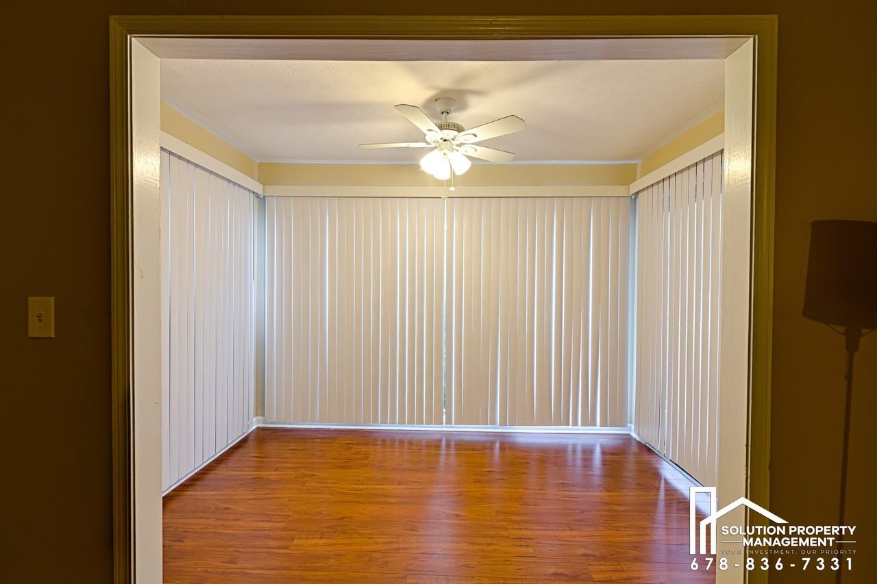 1808 Augusta Dr #1808 - Photo 4 of 19