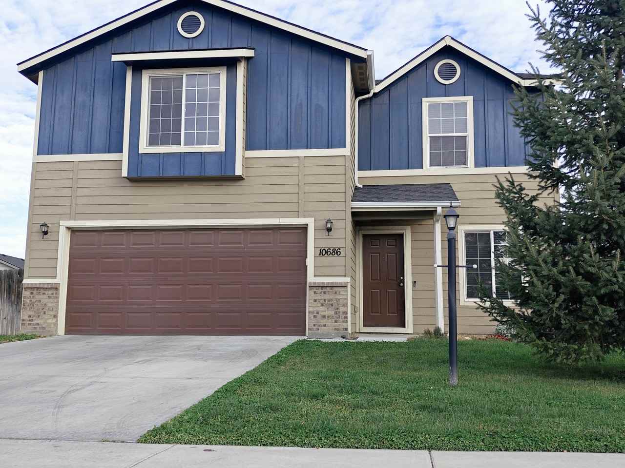 10686 Ice Springs St #1 - Photo 2 of 25