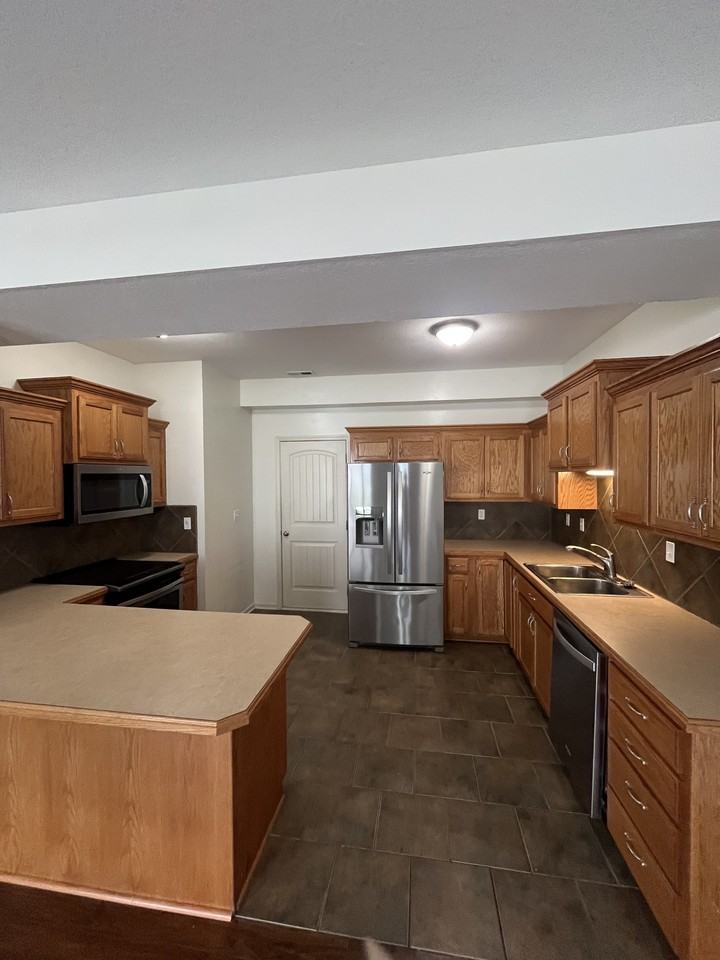 1204 Dustins Way #1 - Photo 5 of 18