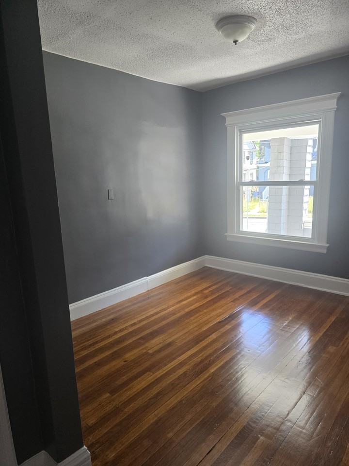 439-441 Edgewood Street1st Flr #1 - Photo 7 of 7