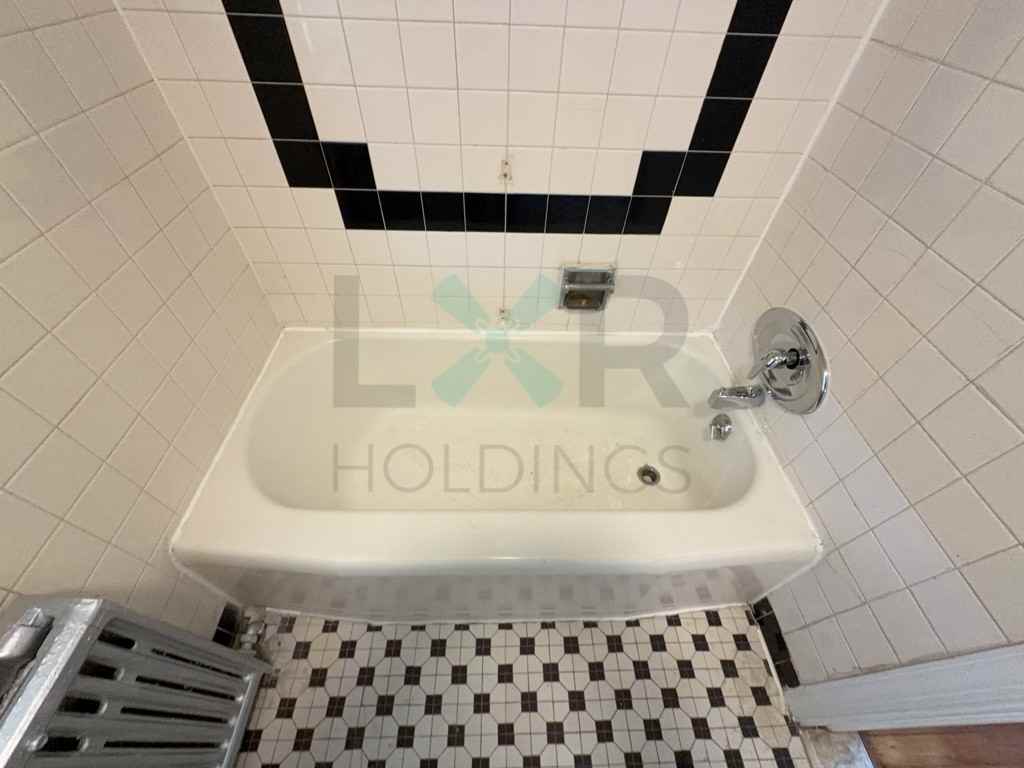 640 Poplar St #1F - Photo 5 of 10