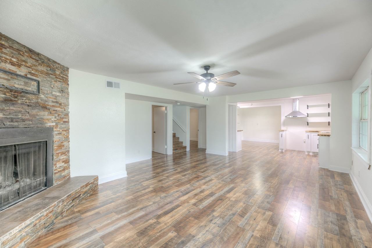 289 Hummingbird Estate Ln #1 - Photo 3 of 13
