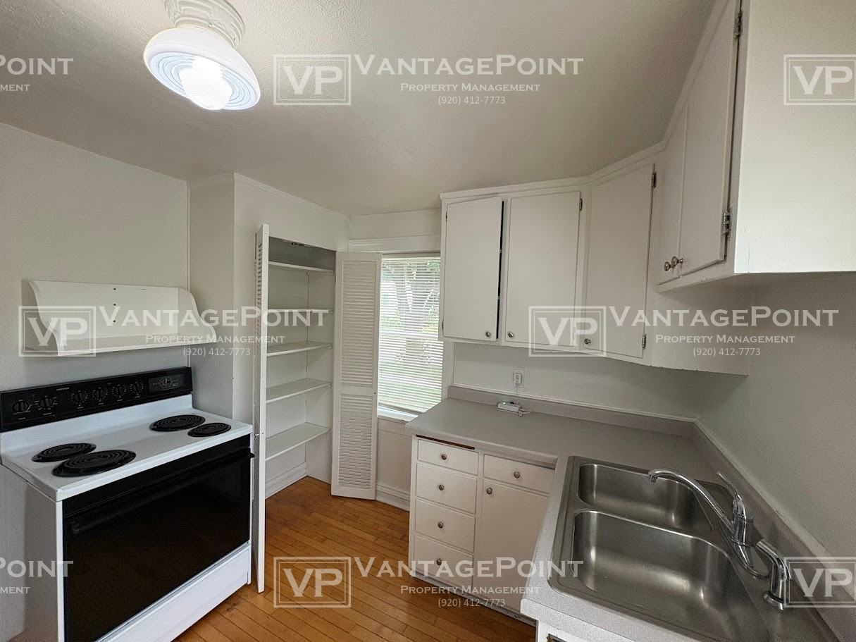 417 Fulton St #417 - Photo 3 of 23