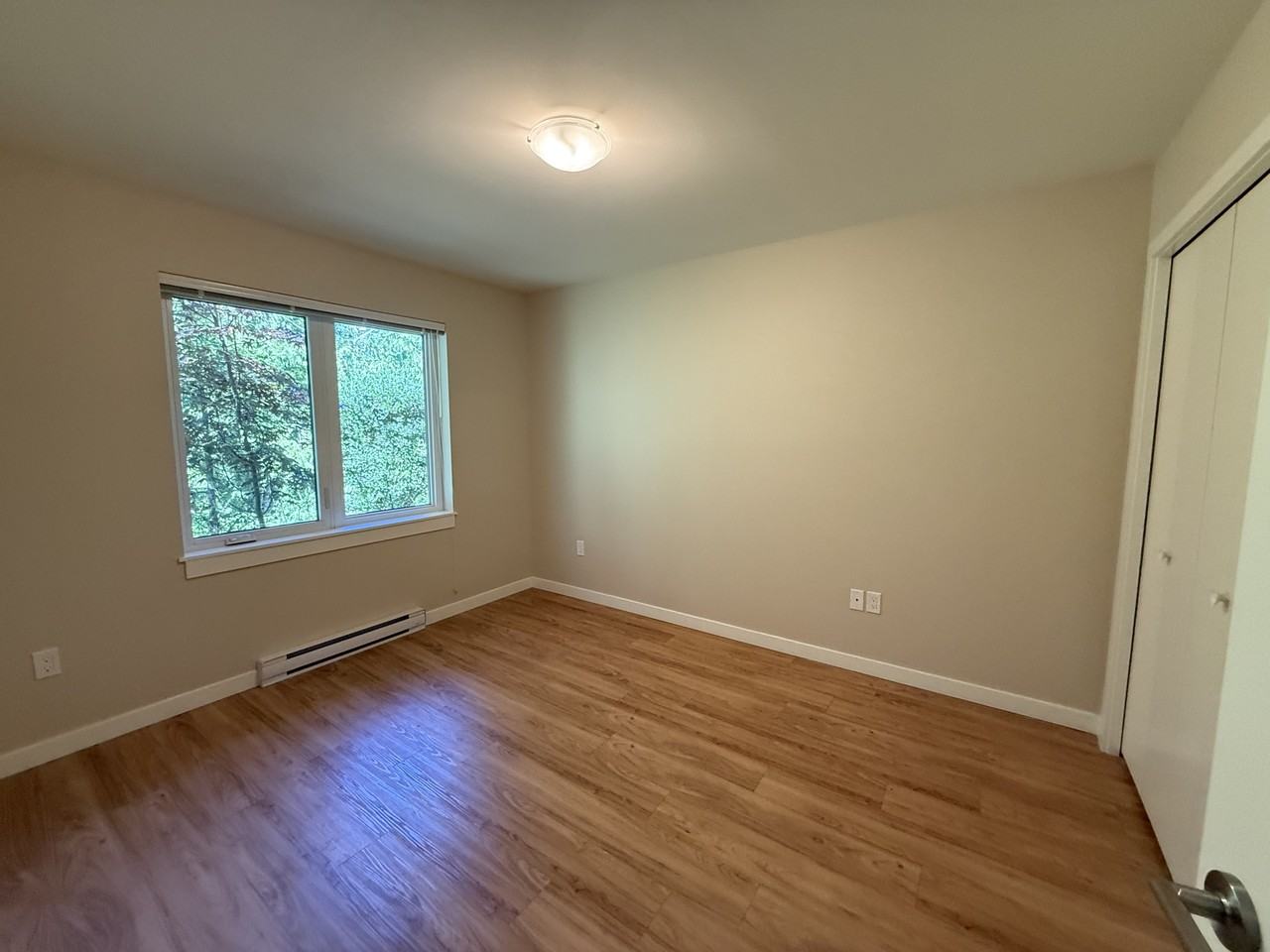250 First Ave W #36 - Photo 3 of 10