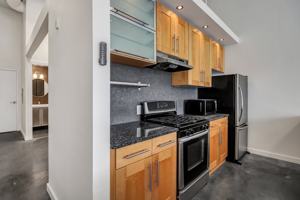 featured image of 2514 Abercorn St #205