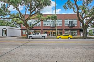 featured image of 2514 Abercorn St #207