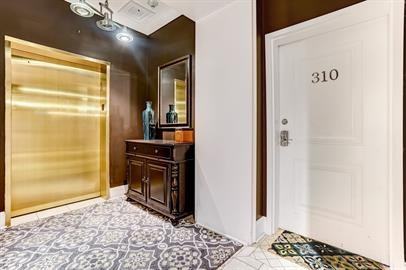 425 E Mcdonough St #310 - Photo 2 of 28