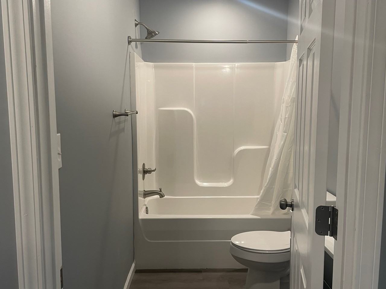 713 Hayes St #1 - Photo 7 of 9