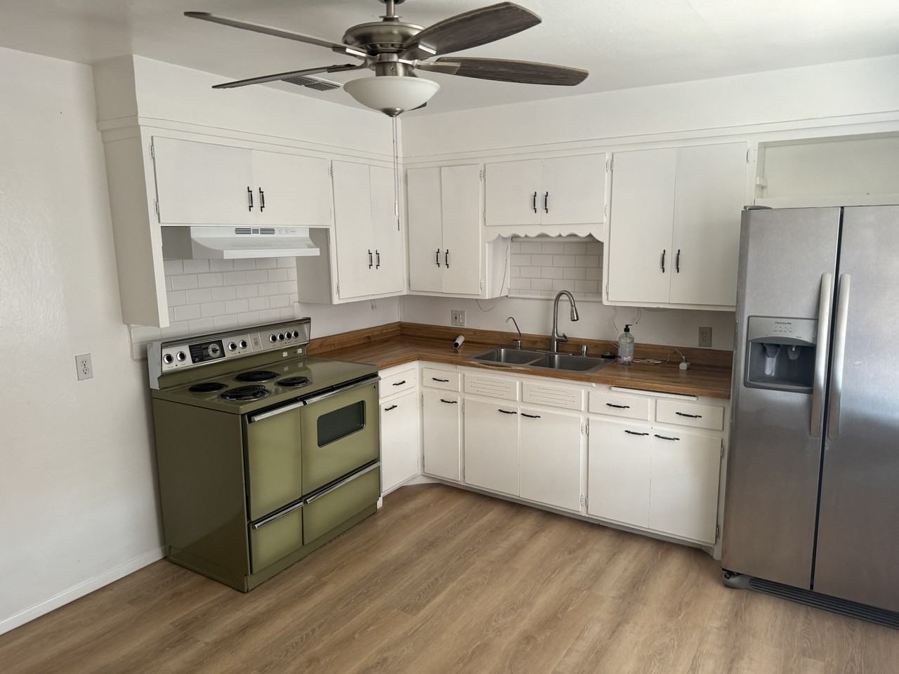 1400 S Adams Ave #1 - Photo 2 of 6