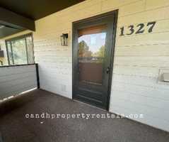 featured image of 1327 Panners Pl #1