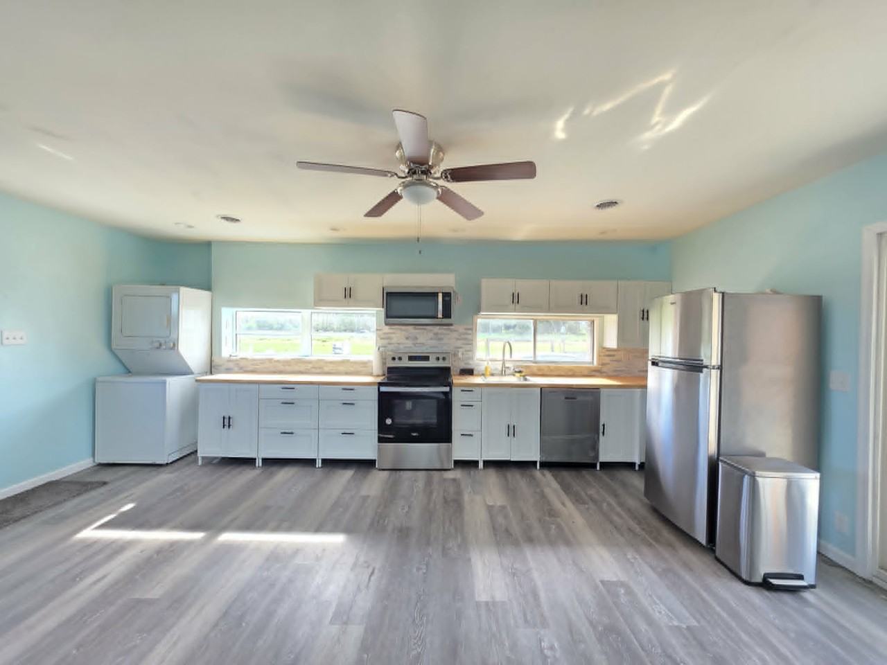 22931 Steele Dr #1 - Photo 6 of 50
