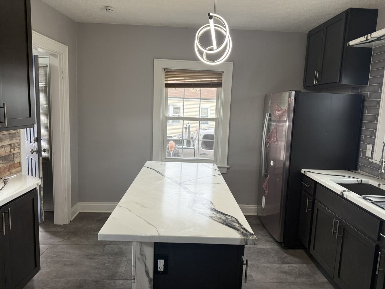 952 Bulen Ave #952 - Photo 5 of 40