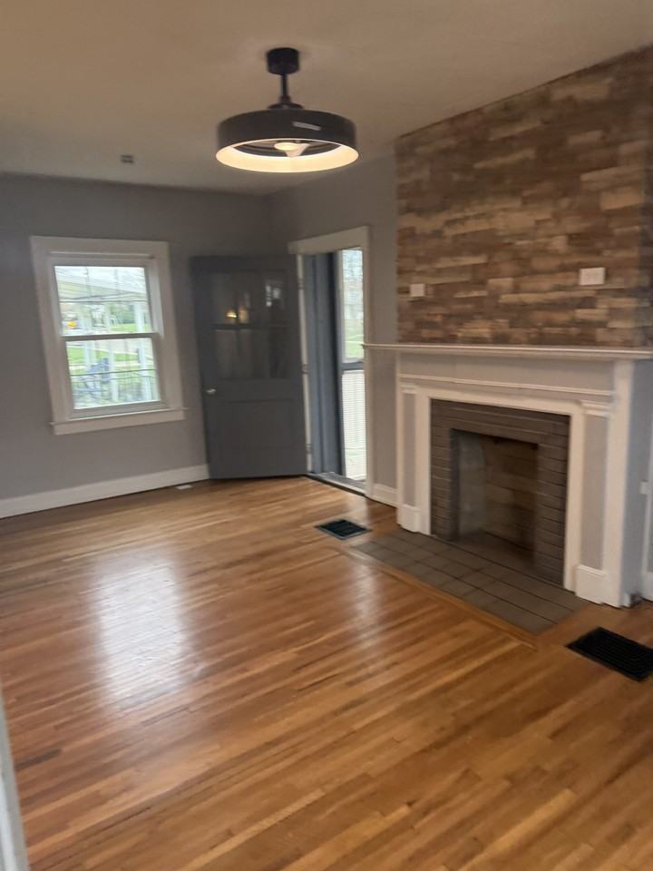 952 Bulen Ave #952 - Photo 6 of 40