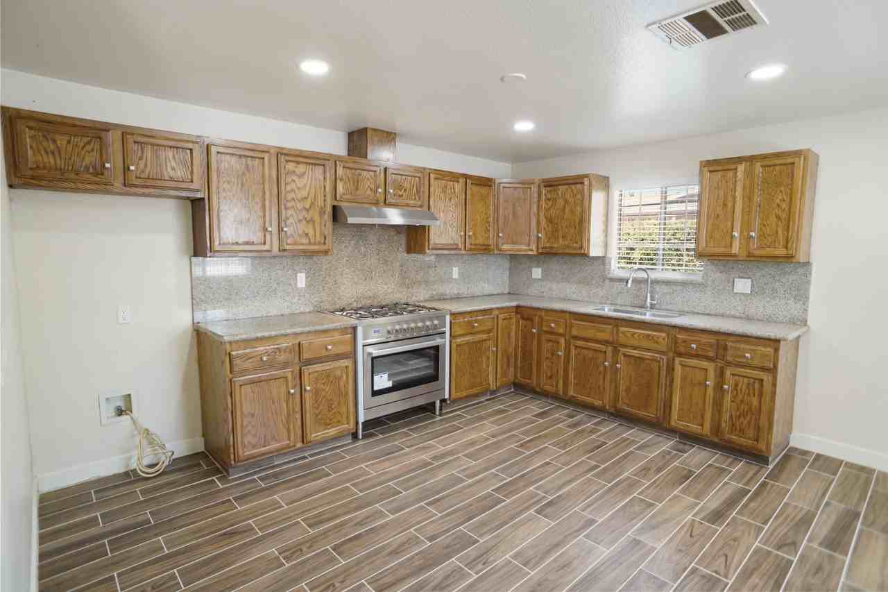 10561 El Dorado Ave #1 - Photo 3 of 19