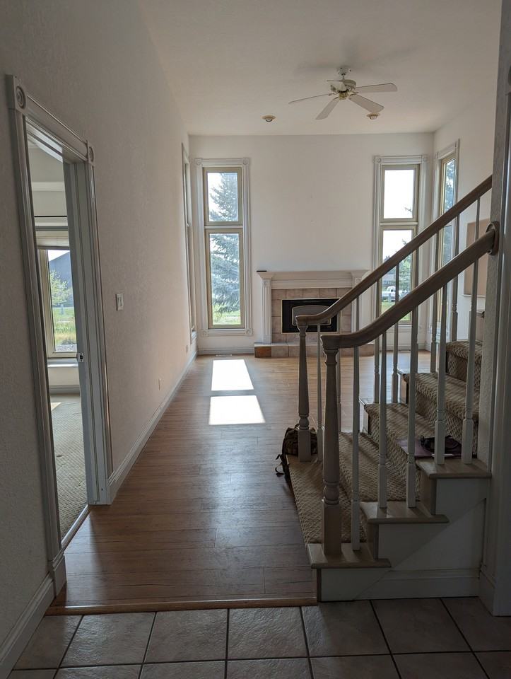 1054 Arapaho Dr #1 - Photo 2 of 11