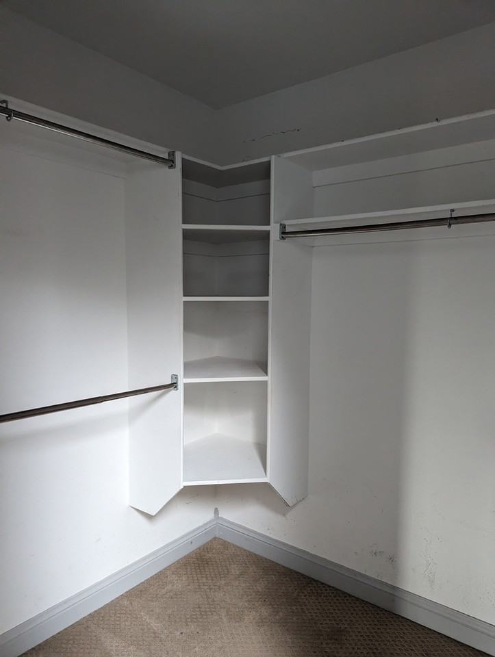 1054 Arapaho Dr #1 - Photo 7 of 11