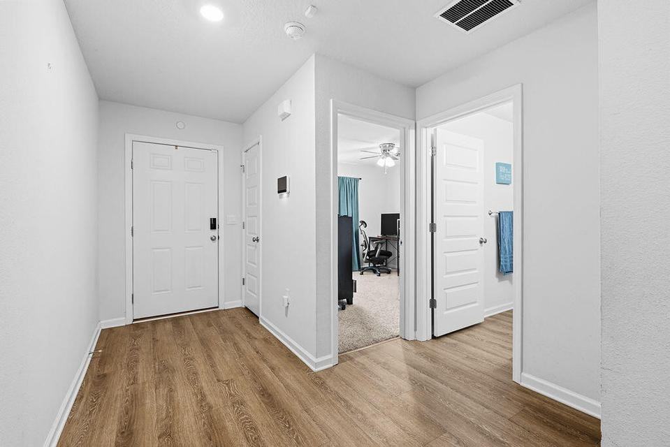 417 Scarborough St #1 - Photo 5 of 36